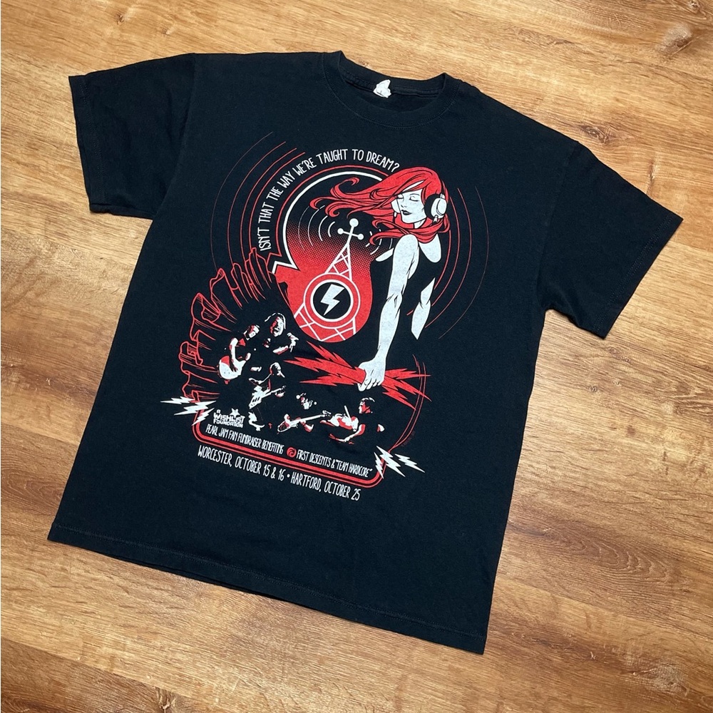 Band tee‎